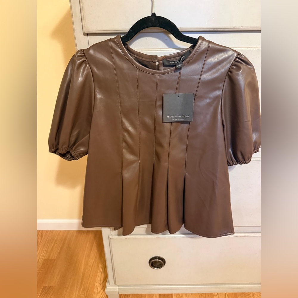 Marc New York Faux Brown Leather Puff Sleeve Top - Picture 4 of 7